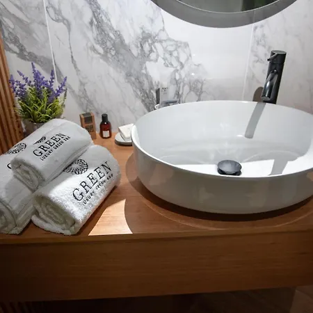 Luxury Bed & Breakfast 4*